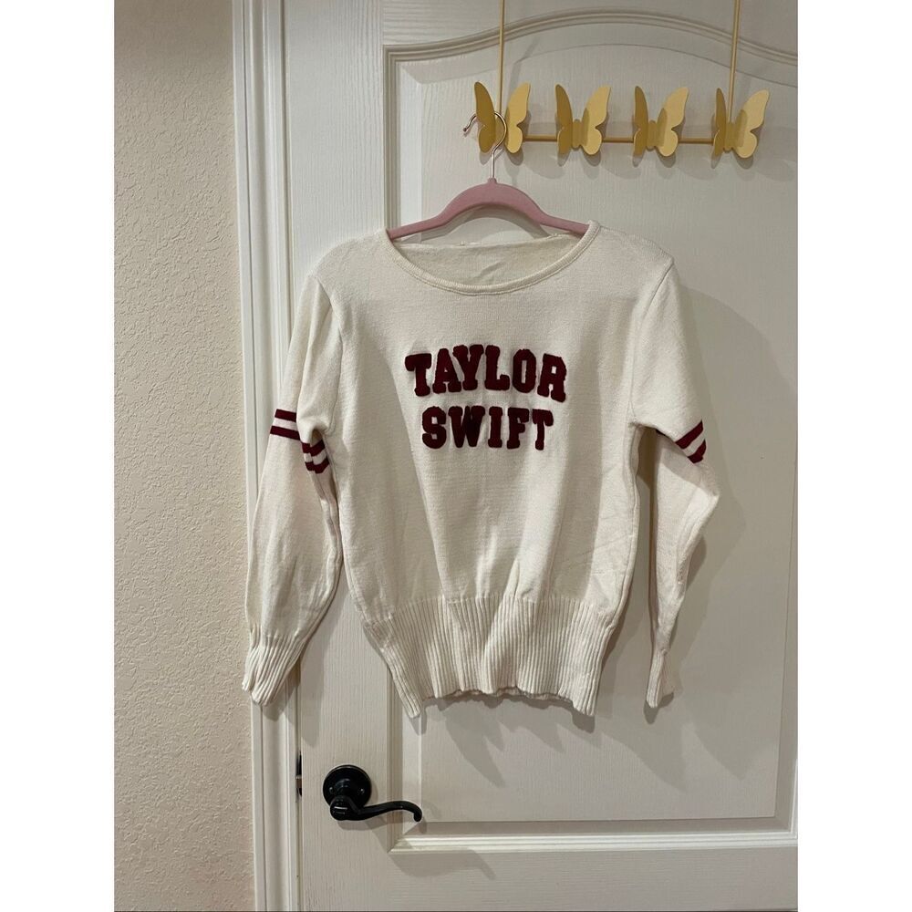 Taylor Swift "Red (Taylor's Version)" collegiate knit varsity sweater size small